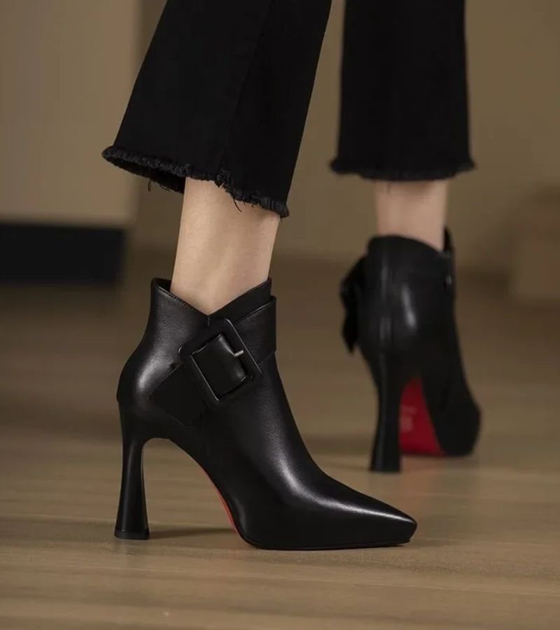 DELACROIX | Bottines Signature à Talon &amp; Boucle Oversize